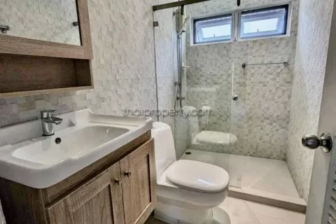 Casa de 2 dormitorios en Pattaya, Tailandia № 213186 - foto 10