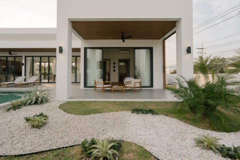 Villa in Hua Hin, Thailand 3 bedrooms № 168336 - photo 4