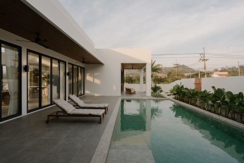 Villa in Hua Hin, Thailand 3 bedrooms № 168336 - photo 3