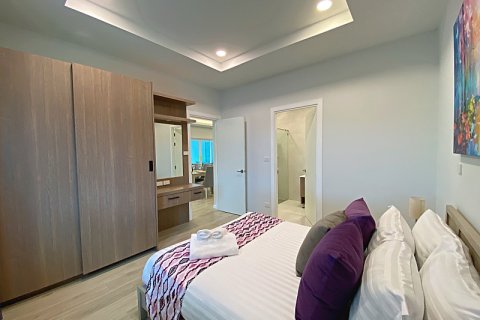 Villa in Hua Hin, Thailand 3 bedrooms № 168298 - photo 30