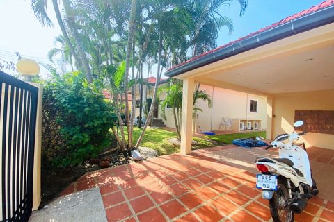 Villa in Hua Hin, Thailand 3 bedrooms № 168300 - photo 25