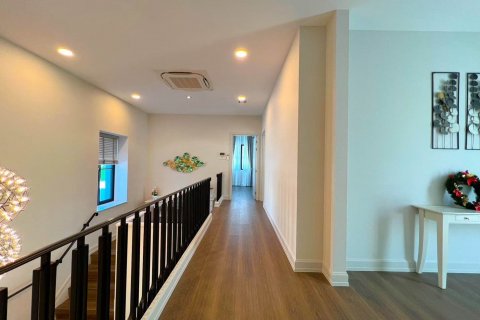 Villa à Bangkok, Thaïlande 4 chambres № 133745 - photo 10