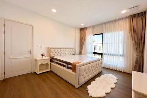 Villa à Bangkok, Thaïlande 4 chambres № 133745 - photo 6