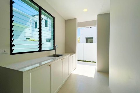 Villa à Bangkok, Thaïlande 4 chambres № 133745 - photo 15