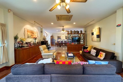 บ้านในพัทยา, ประเทศไทย 7 ห้องนอน № 196624 - รูปถ่าย 20