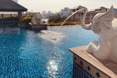 Кондоминиум с 3 спальнями в Кхлонг Сане, Бангкок, Таиланд № 141087 - фото 12