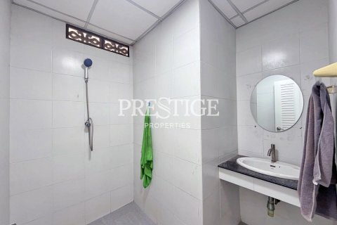 House in Pattaya, Thailand 6 bedrooms № 233248 - photo 29