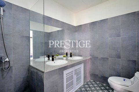บ้านในพัทยา, ประเทศไทย 6 ห้องนอน № 233247 - รูปถ่าย 15