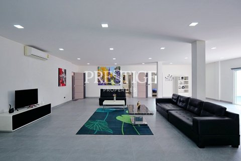บ้านในพัทยา, ประเทศไทย 6 ห้องนอน № 233247 - รูปถ่าย 2