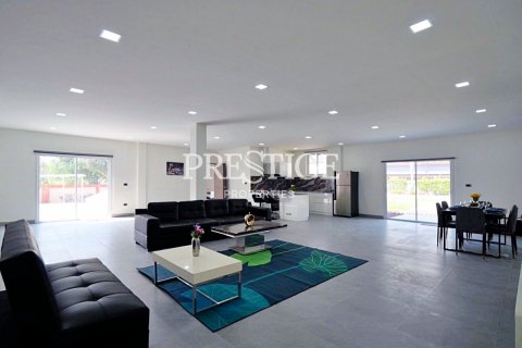 บ้านในพัทยา, ประเทศไทย 6 ห้องนอน № 233247 - รูปถ่าย 4
