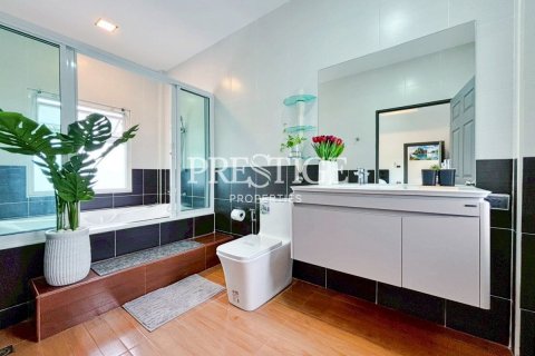 Haus in Pattaya, Thailand 3 Schlafzimmer № 233250 - Foto 13