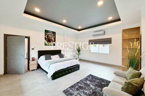 Haus in Pattaya, Thailand 3 Schlafzimmer № 233250 - Foto 9
