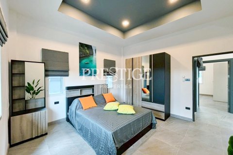 House in Pattaya, Thailand 3 bedrooms № 233249 - photo 20