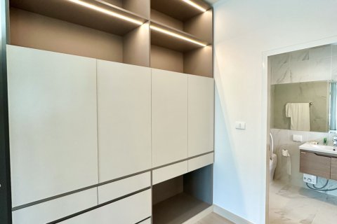 House in Phuket, Thailand 4 bedrooms № 172168 - photo 12