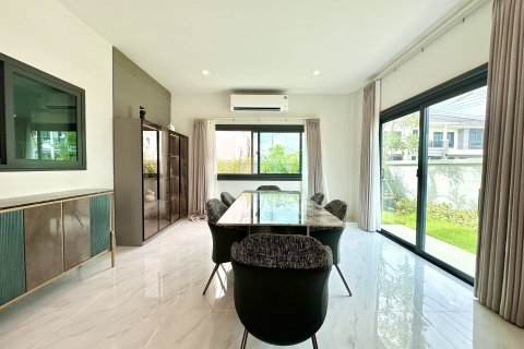 House in Phuket, Thailand 4 bedrooms № 172168 - photo 4