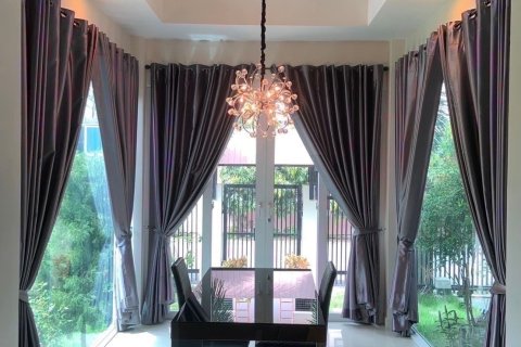 House in Pattaya, Thailand 3 bedrooms № 172165 - photo 9