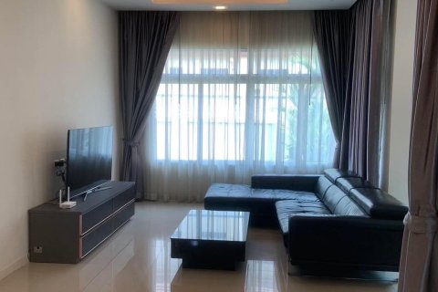 House in Pattaya, Thailand 3 bedrooms № 172165 - photo 8