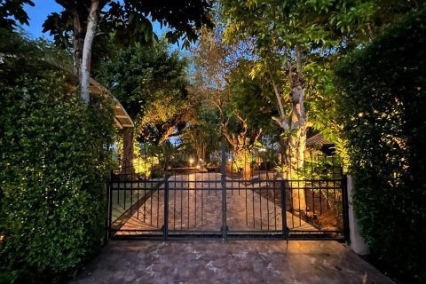 Дом в Чианграе, Таиланд с 2 спальнями  № 158068