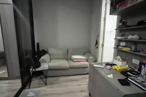 Studio dans le Condo à Chatuchak, Bangkok, Thaïlande  № 158074