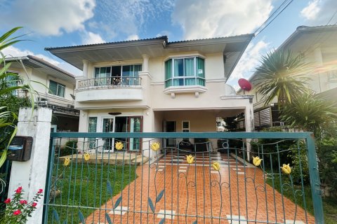 Дом в Хатъяй, Таиланд с 3 спальнями  № 158073