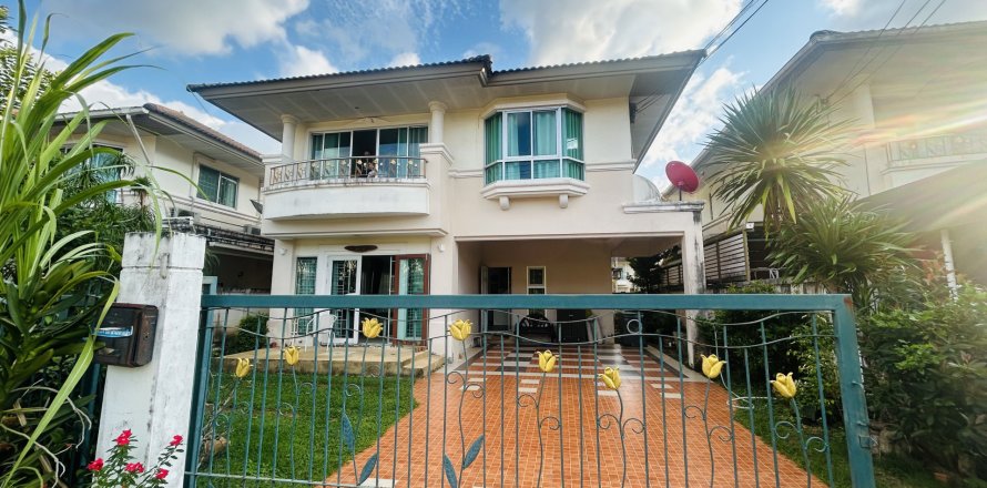 Дом в Хатъяй, Таиланд с 3 спальнями  № 158073