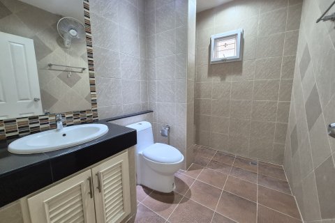 Дом в Паттайе, Таиланд с 3 спальнями  № 158070 - фото 3