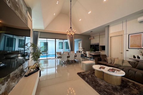 Maison à Pattaya, Thaïlande 3 chambres № 154624 - photo 1