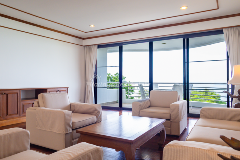 Condo in Pattaya, Thailand, 3 bedrooms  № 146536 - photo 4