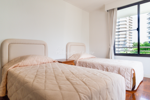 Condo in Pattaya, Thailand, 3 bedrooms  № 146536 - photo 14