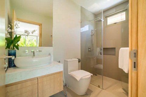 Villa in Phuket, Thailand 4 bedrooms № 133633 - photo 16