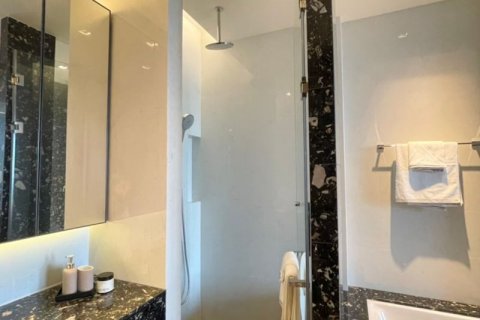 Condo in Watthana, Bangkok, Thailand, 1 bedroom  № 133637 - photo 8