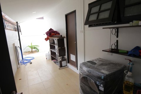 House in Pattaya, Thailand 3 bedrooms № 172085 - photo 11