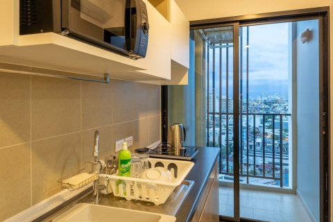 Кондоминиум с 2 спальнями в Кхлонг Сане, Бангкок, Таиланд № 153234 - фото 7