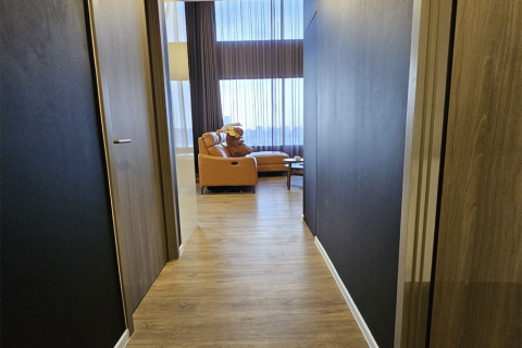 Condo in Bangkok, Thailand, 2 bedrooms  № 199841 - photo 6