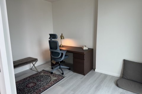 Condo à Khlong San, Bangkok, Thaïlande, 2 chambres  № 173400 - photo 20