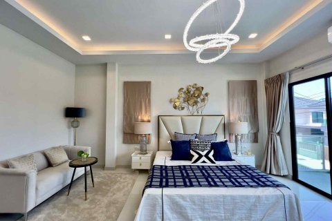 Villa à Pattaya, Thaïlande 4 chambres № 173405 - photo 4