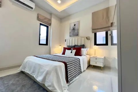 Villa à Pattaya, Thaïlande 4 chambres № 173405 - photo 10