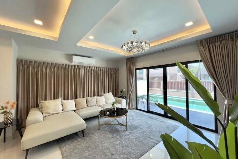 Villa à Pattaya, Thaïlande 4 chambres № 173405 - photo 3