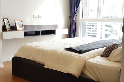 Studio dans le Condo à Watthana, Bangkok, Thaïlande  № 173401 - photo 13