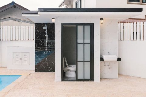 House in San Sai, Thailand 5 bedrooms № 173403 - photo 4