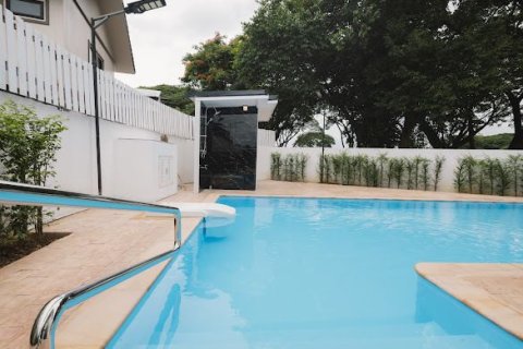 House in San Sai, Thailand 5 bedrooms № 173403 - photo 7