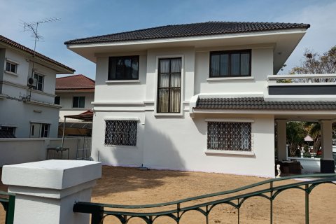 House in Khon Kaen, Thailand 3 bedrooms № 164512 - photo 5