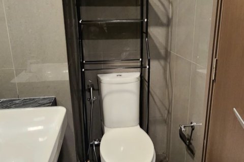 Студия в кондо в Банг Раке, Бангкок, Таиланд № 164507 - фото 12