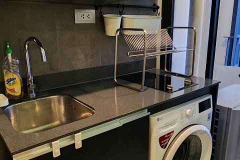 Студия в кондо в Банг Раке, Бангкок, Таиланд № 164507 - фото 6