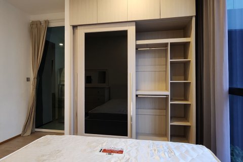 Студия в кондо в Банг Раке, Бангкок, Таиланд № 164507 - фото 9