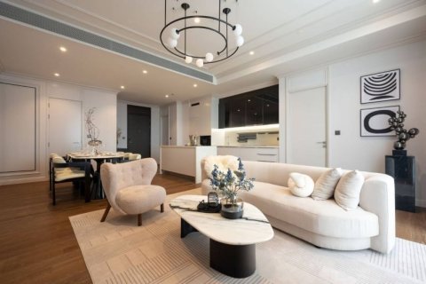 Кондоминиум с 3 спальнями в Патхум Ване, Бангкок, Таиланд № 164511 - фото 1