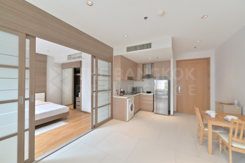 Condo in Bangkok, Thailand, 1 bedroom № 185792 - photo 2