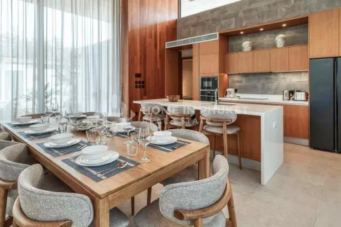 Дом в Пхукете, Таиланд с 5 спальнями  № 152519 - фото 7