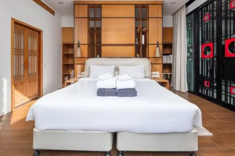 House on Nai Harn Beach, Thailand 4 bedrooms № 152523 - photo 11