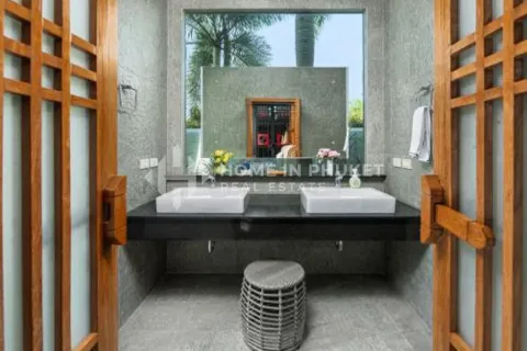 House on Nai Harn Beach, Thailand 4 bedrooms № 152523 - photo 14